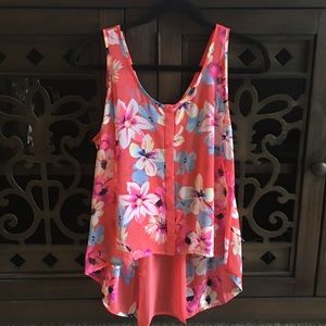 🥳HP🎉 Lovely Floral Layered Tank Top Size M